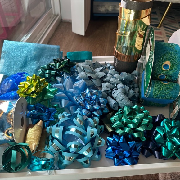 Peacock Theme Blue & Teal Gift Bows  Variety Pack for Gift/Party Decorations - Picture 6 of 12